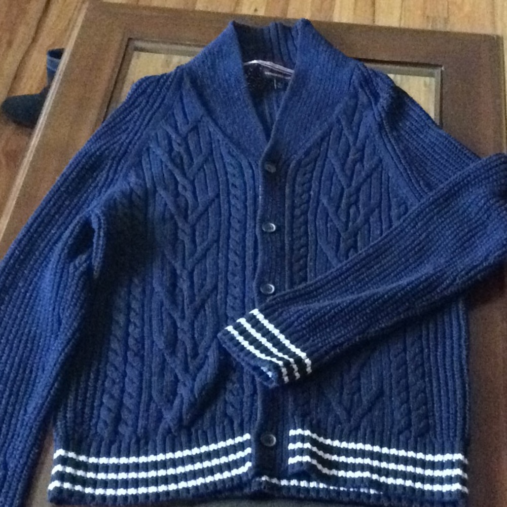 Men’s sweater